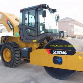 Xe lu rung XCMG XS163J - Tự trọng 16 tấn, tổng lực tác dụng 37 tấn 